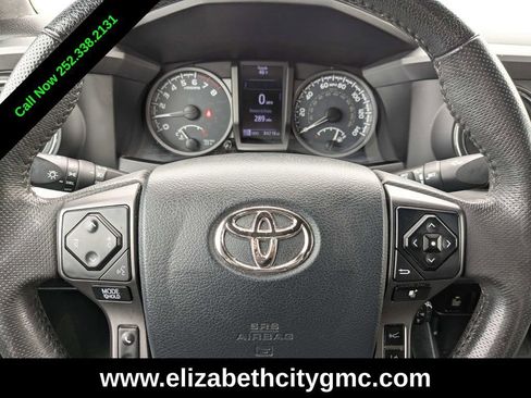 Used 2019 Toyota Tacoma SR image 25