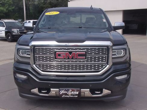 Used 2017 GMC Sierra 1500 Denali w/ Denali Ultimate Package AWD/4WD image 23