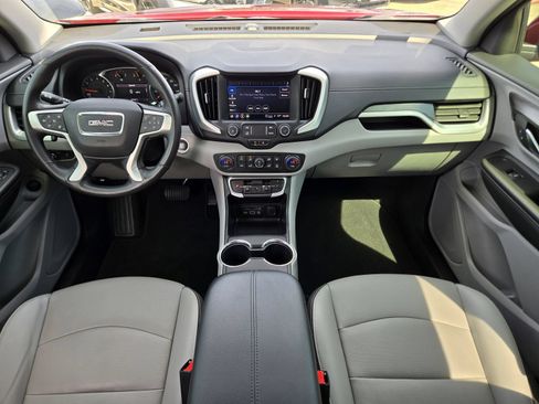 Used 2022 GMC Terrain SLT FWD image 17