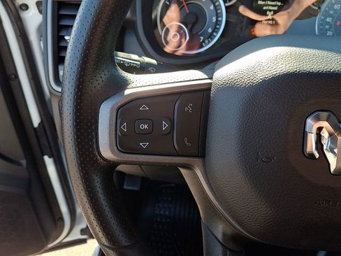 Used 2024 RAM 2500 Tradesman w/ Chrome Appearance Group image 20