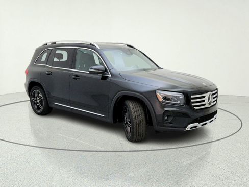 New 2026 Mercedes-Benz GLB 250 image 5