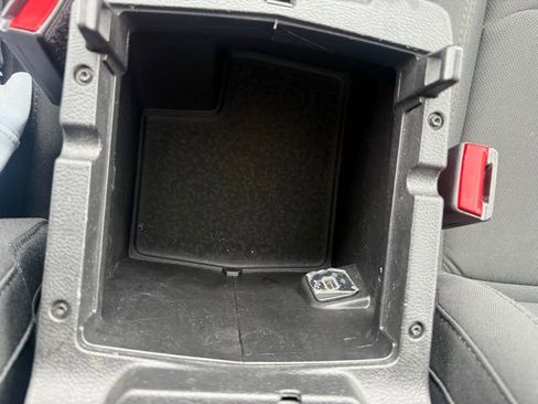 Used 2022 Jeep Gladiator Willys image 27