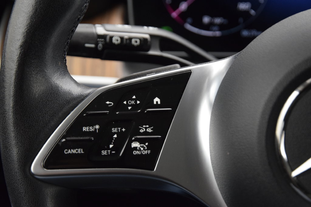 Certified 2025 Mercedes-Benz GLC 350e 4MATIC image 23