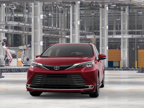 New 2026 Toyota Sienna Limited AWD/4WD image 21