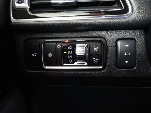 Used 2023 Lincoln Navigator L Reserve AWD/4WD image 20