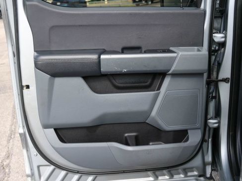 Used 2023 Ford F150 XLT RWD image 9