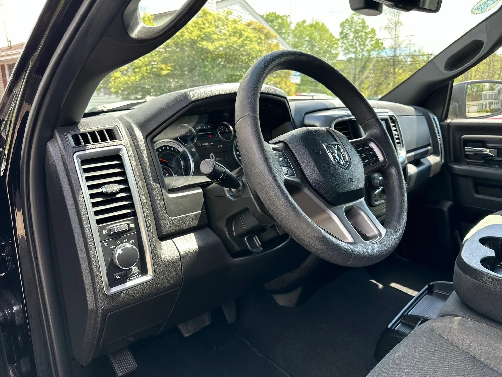 Used 2022 RAM 1500 Warlock w/ Electronics Group AWD/4WD image 10