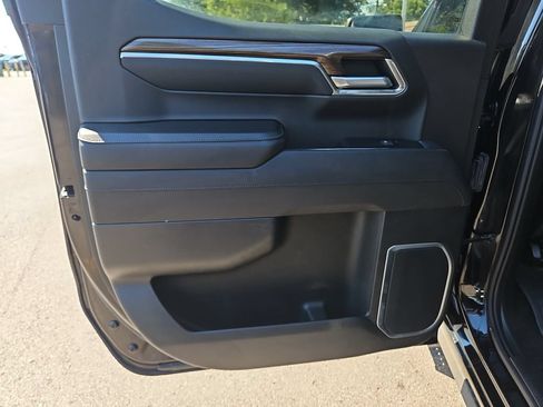 Used 2023 Chevrolet Silverado 1500 LT w/ LPO, Dark Essentials Package AWD/4WD image 17