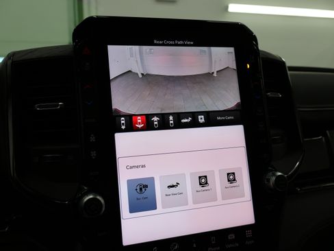 Used 2025 RAM 1500 Limited image 18