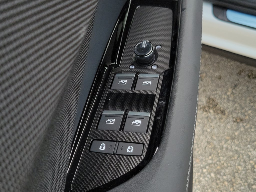 New 2026 Audi Q3 quattro 2.0T AWD/4WD image 20