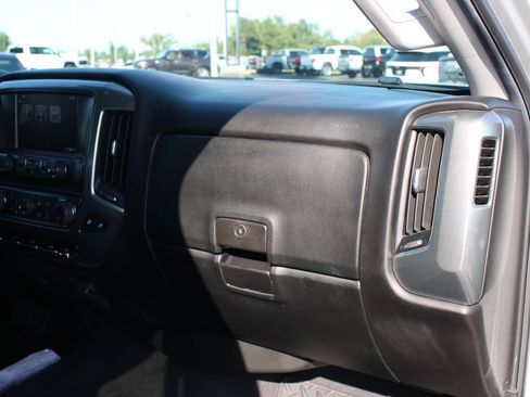 Used 2018 Chevrolet Silverado 1500 LT w/ Texas Edition RWD image 31