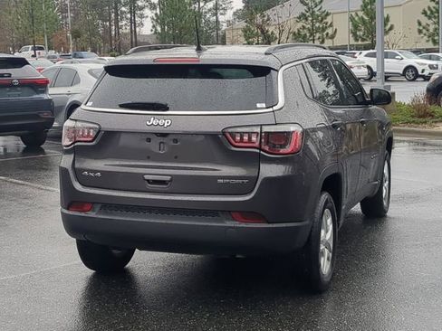 Used 2020 Jeep Compass Sport image 4