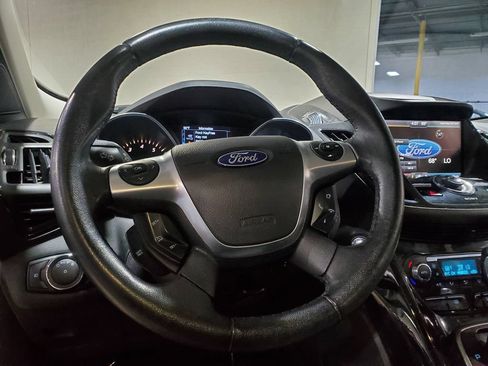 Used 2014 Ford Escape Titanium w/ Equipment Group 401A AWD/4WD image 25