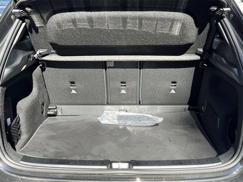 Certified 2025 Mercedes-Benz GLA 250 4MATIC image 24