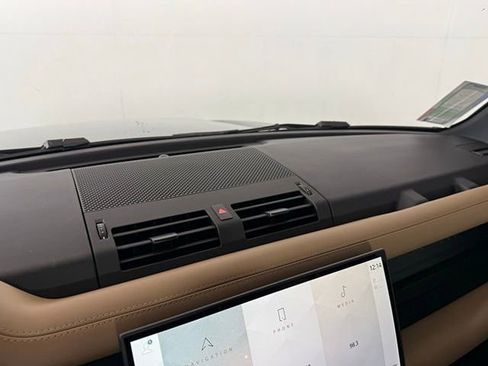 New 2026 Land Rover Defender 110 X-Dynamic SE AWD/4WD image 30