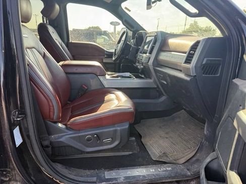 Used 2022 Ford F350 Platinum AWD/4WD image 12