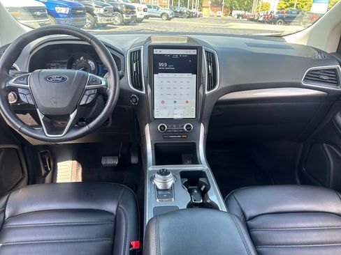 Used 2024 Ford Edge SEL AWD/4WD image 17