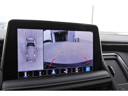 Used 2021 Chevrolet Tahoe Z71 w/ Luxury Package image 22