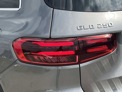 Certified 2025 Mercedes-Benz GLB 250 image 9