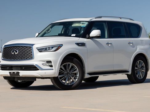 Used 2024 INFINITI QX80 Luxe AWD/4WD image 8