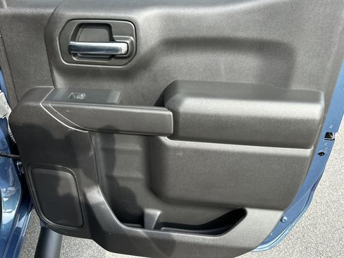 Certified 2024 Chevrolet Silverado 1500 Custom Trail Boss w/ Turbomax Blackout Package image 17