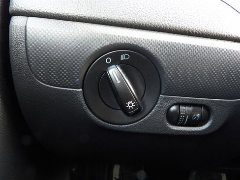 Used 2013 Volkswagen Jetta S image 20