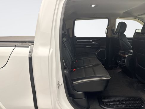 Used 2021 RAM 1500 Laramie AWD/4WD image 18