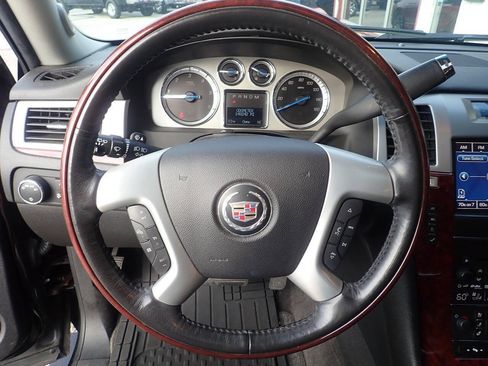 Used 2013 Cadillac Escalade ESV Premium AWD/4WD image 8
