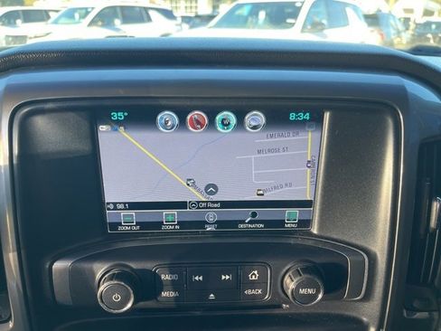 Used 2018 Chevrolet Silverado 1500 LT w/ Texas Edition image 21