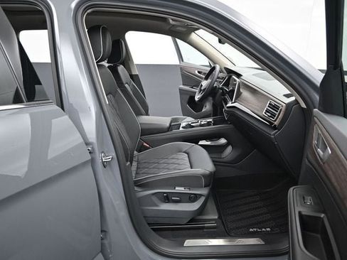 New 2026 Volkswagen Atlas SEL Premium R-Line AWD/4WD image 14