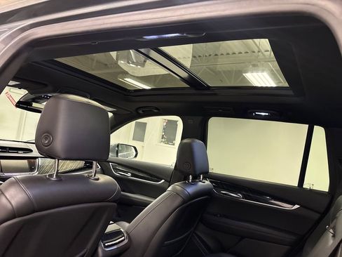 Used 2022 Cadillac XT6 Premium Luxury AWD/4WD image 34
