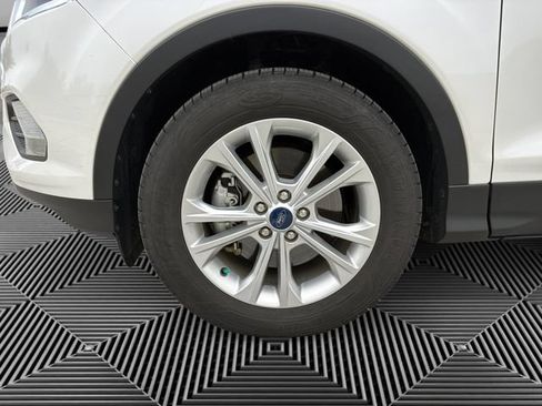 Used 2019 Ford Escape SE AWD/4WD image 9