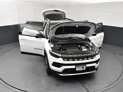 Used 2022 Jeep Compass Limited w/ Elite Group image 25