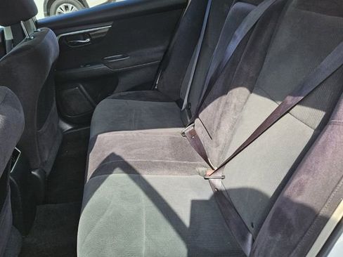 Used 2013 Nissan Altima 2.5 SV image 15