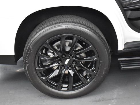 Used 2023 Cadillac Escalade Sport Platinum w/ LPO, ONYX Package AWD/4WD image 42