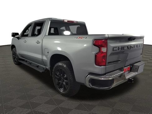 Used 2024 Chevrolet Silverado 1500 LT AWD/4WD image 5