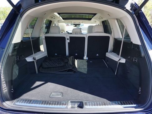 Used 2022 Mercedes-Benz GLS 450 4MATIC image 39