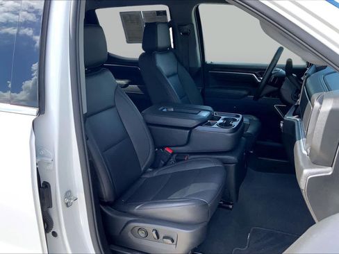 Used 2026 GMC Sierra 1500 SLT RWD image 9