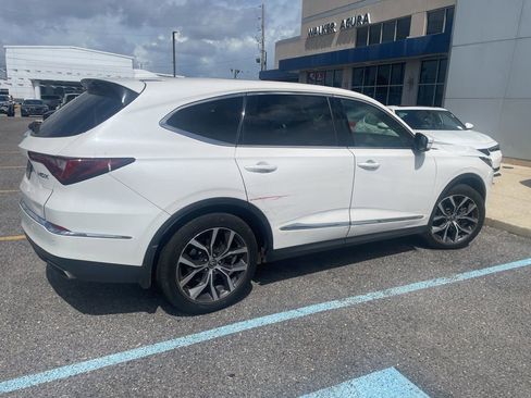 Used 2023 Acura MDX FWD w/ Technology Package image 8