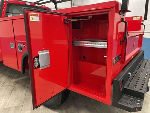 New 2024 Ford F250 XL image 9