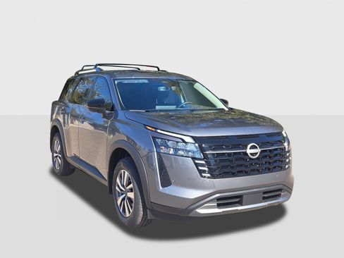 New 2026 Nissan Pathfinder SL FWD image 3