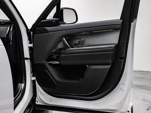 Used 2025 Land Rover Range Rover Sport Dynamic SE image 71