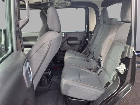 New 2026 Jeep Gladiator Sport image 23