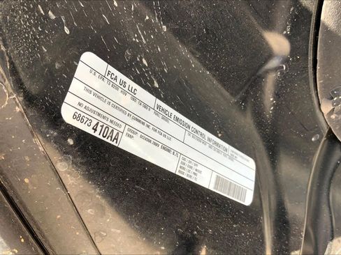 Used 2025 RAM 2500 Laramie w/ Sport Appearance Package image 33