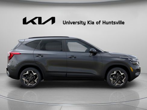 New 2026 Kia Seltos S FWD image 9