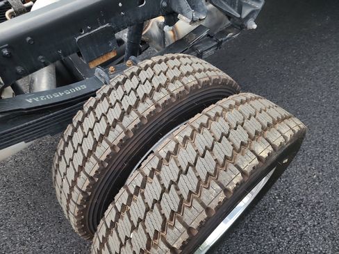 New 2026 RAM 5500 4x4 Crew Cab image 31