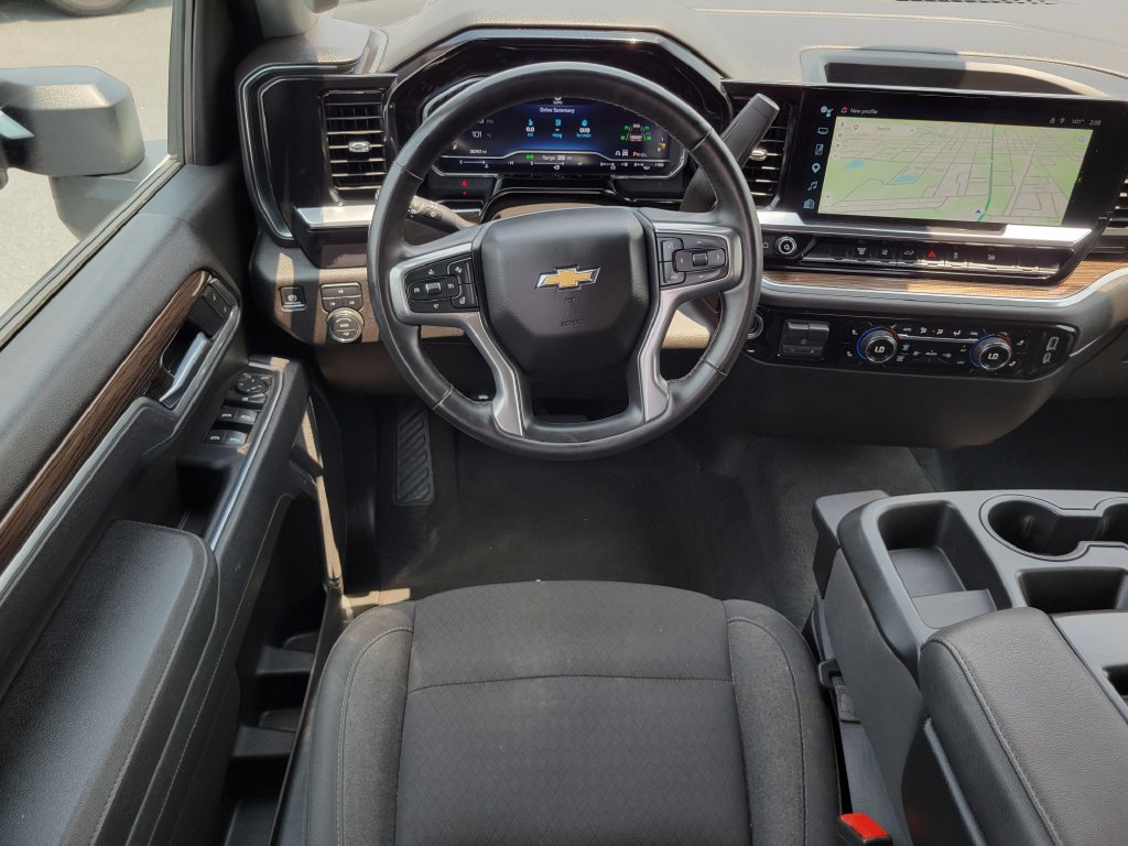 Used 2025 Chevrolet Silverado 2500 LT w/ Convenience Package AWD/4WD image 18
