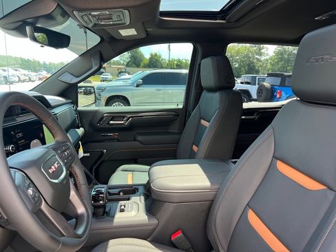 New 2026 GMC Sierra 1500 AT4 w/ AT4 Premium Package AWD/4WD image 11