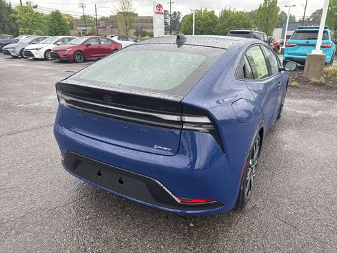 New 2026 Toyota Prius Plug-In Hybrid FWD image 15