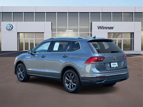 Used 2023 Volkswagen Tiguan SE image 5